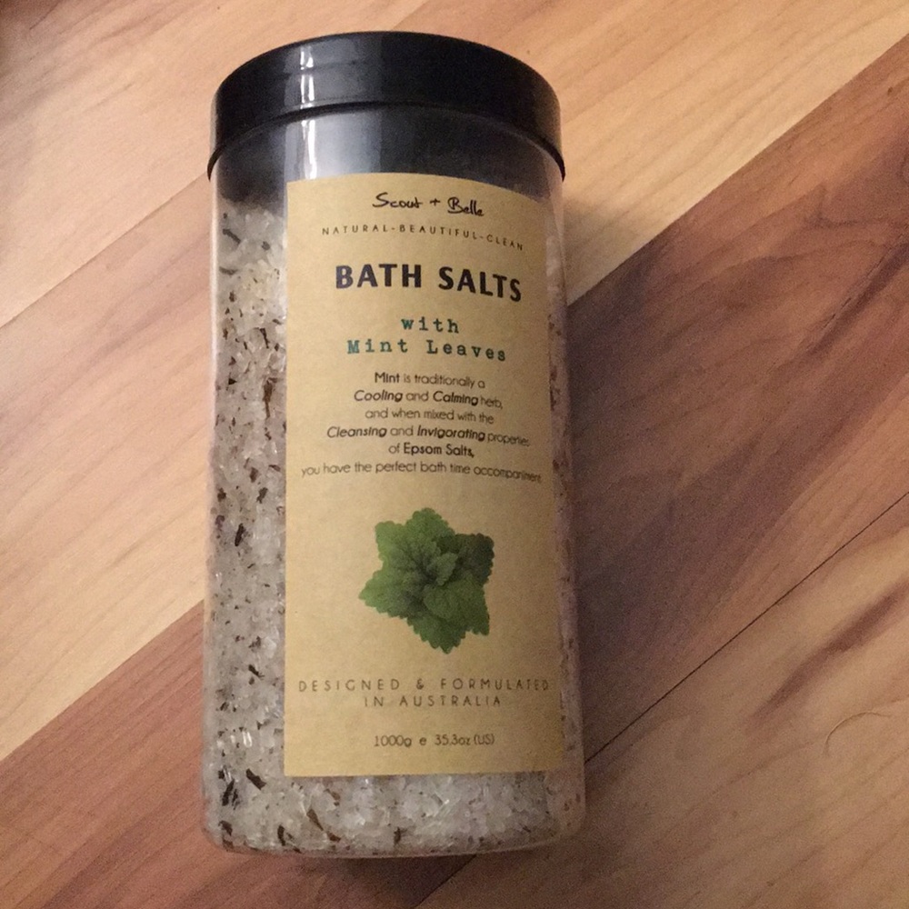 Scout + belle bath salt with mint leaves